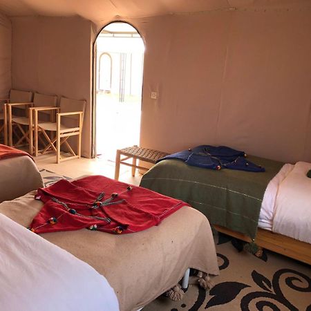 Готель Mirage Luxury Camp Мерзуга Екстер'єр фото