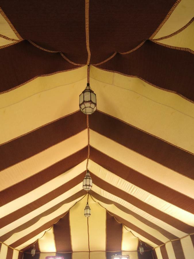 Готель Mirage Luxury Camp Мерзуга Екстер'єр фото